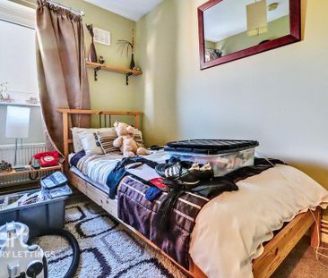 2 bedroom maisonette to rent - Photo 5