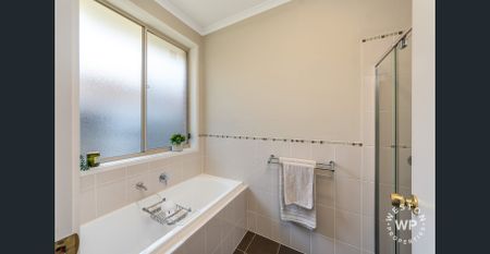 Large Family Home with a Country Feel - Photo 5