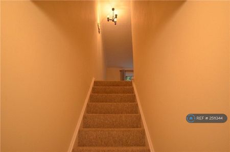 1 bedroom maisonette to rent - Photo 4