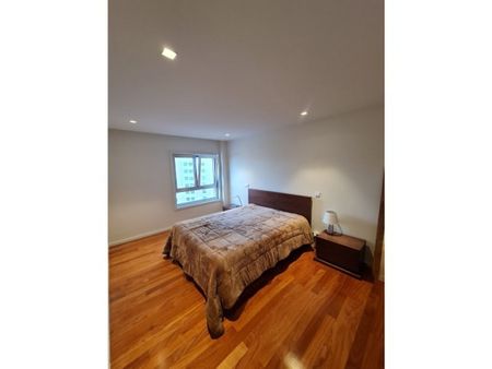 3 room luxury Apartment for rent in Parque de Quires, Maia, Distrito do Porto - Photo 2