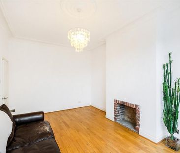 4 bedroom semi-detached house to rent - Photo 1