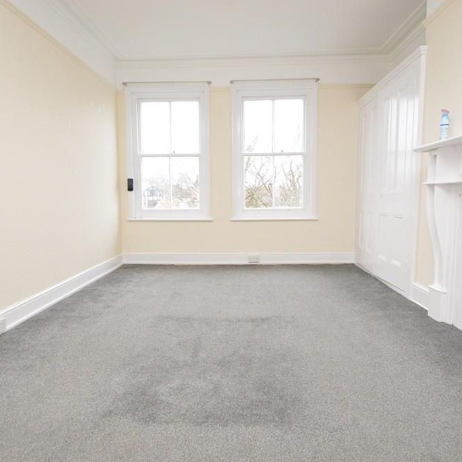 3 Bedroom Flat To Rent - Photo 1