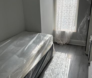 Room in a Shared House, Edwards Road, B24 - Photo 1