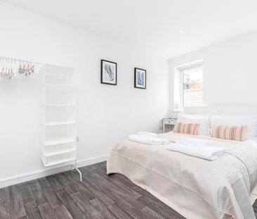 Studio to rent - Photo 6