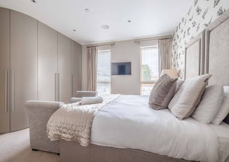 Elevate your lifestyle in this unique residence where modern sophistication meets historic charm. - Photo 5