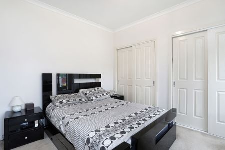 Luxury Living in Great Location - Photo 4