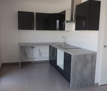 Appartement AVENUE FRANCOIS JACOB - BEZANNES - Photo 5