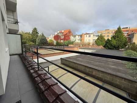 Vanderkindere - Appt 2 ch +/- 90m² + Terrasse - Uccle - Photo 5