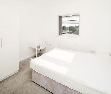 6 bedroom house to rent - Photo 4