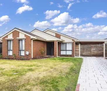 Perfect Location! - Photo 6