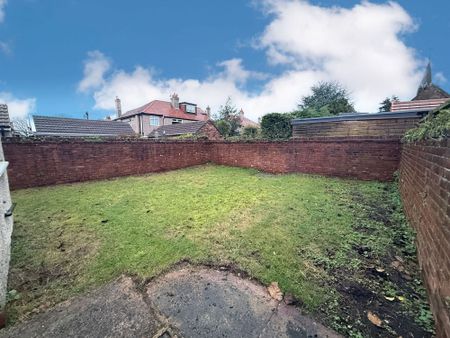 3 bed house to rent in Waverley Road, Liverpool, L23 - Photo 2