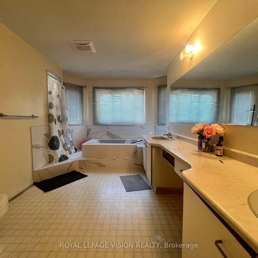 For Lease - 2 Glenheather Terrace Unit# Upper, Toronto, Ontario - Photo 1