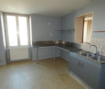 Location Appartement 5 pièces 103m² - Photo 4