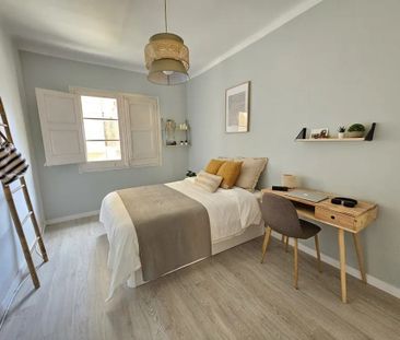 Carrer de les Penedides, Barcelona, Catalonia 08001 - Photo 2