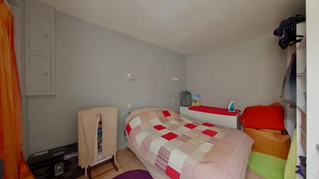 Location Maison 2 pièces 49m² CHATELLERAULT 86100 - Photo 2