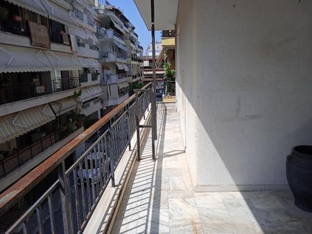 Διαμέρισμα για ενοικίαση Κέντρο (Καλαμαριά) - Photo 2