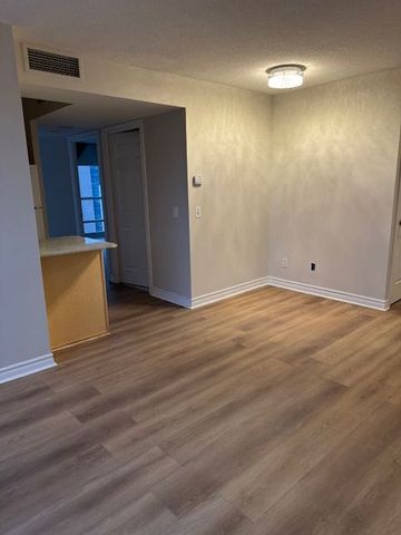 For Lease - 763 Bay Street Unit# 3012, Toronto, Ontario - Photo 2