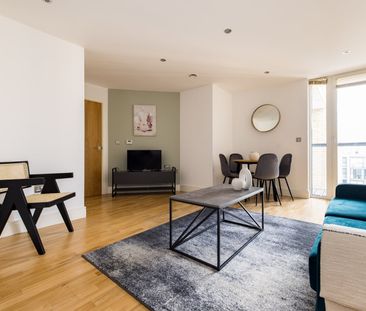 1 Bed Flat, Dundas Court, SE10 - Photo 3