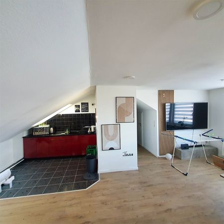 Großzügige 4-Zimmer-Maisonettewohnung mit Dachstudio in der Nienburger Alpheide zu vermieten - Photo 2