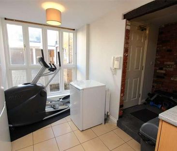 Winterbon Mews, Rochford, Essex, SS4 - Photo 6