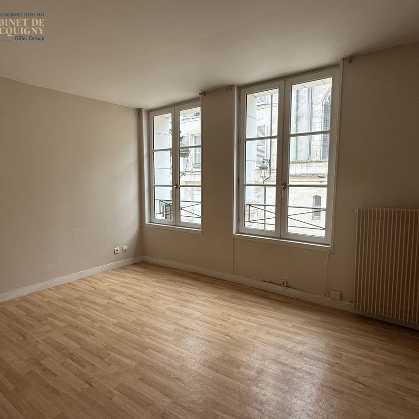 Location Appartement 2 pièces 40m² ORLEANS 45000 - Photo 1