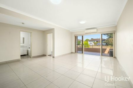 Ground Floor Bright Apartment - Photo 2