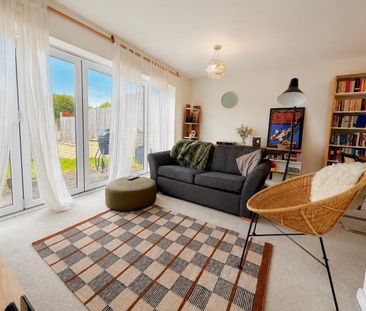 4 bedroom terraced house to rent - Photo 1