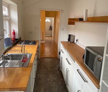 2 Bed Terraced House, Florence Place, B12 - Photo 6