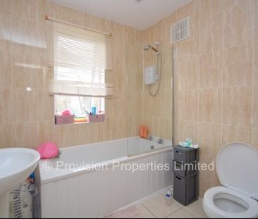 3 Bedroom Properties Burley - Photo 6