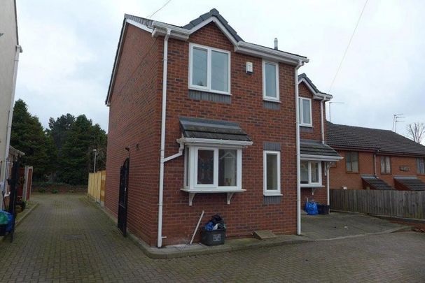 2 bedroom semi-detached house to rent - Photo 1