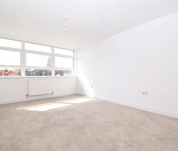 Trend House, Northgate, Wakefield, - Two Bedroom, WF1 - Photo 4