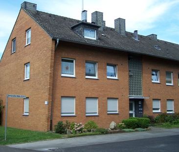 3-Zimmer-Wohnung mit Balkon in Mönchengladbach-Rheindahlen mieten - Photo 2
