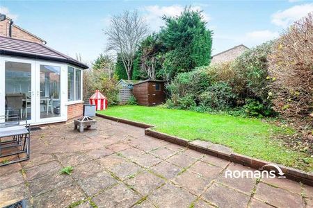 Eskdale Gardens, Maidenhead, Berkshire, SL6 - Photo 3