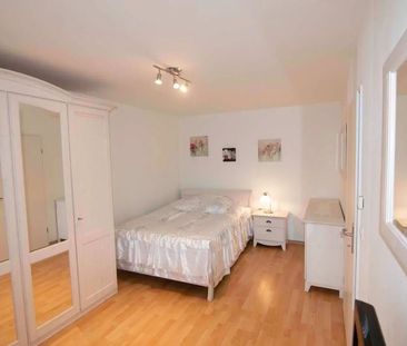 Light-flooded 2.5-room apartment with modern comfort in the heart o... - Foto 5