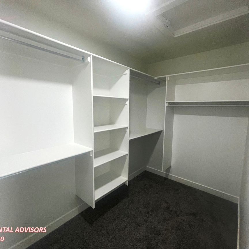 BRAND NEW NEVER LIVED IN UPPER LEVEL 3 BED, 2.5 BATH DUPLEX W/DOUBLE ATTACHED GARAGE IN MEADOWVIEW PARK LEDUC - Photo 1