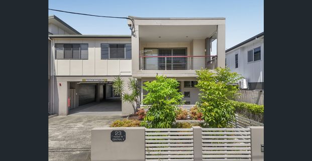 Bright Modern Townhouse in Convenient Locale - Photo 1