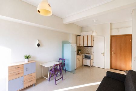 Studio/Γκαρσονιέρα για ενοικίαση Άγιος Βελησσάριος (Λάρισα) - Photo 2