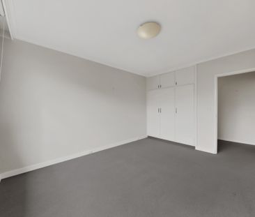 15/32 Ormond Road, Elwood VIC 3184 - Apartment For Rent | Domain - Photo 5