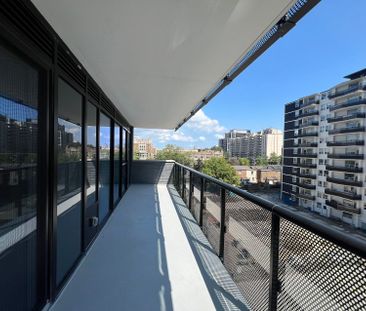 For Lease - 127 Broadway Avenue Unit# 512, Toronto, Ontario - Photo 3