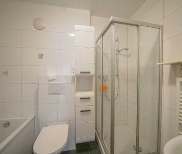 Moderne 2-Zimmer-Wohnung mit Balkon und EBK! - Photo 3