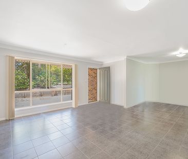 Comfortable Living in a Quiet, Leafy Street - Photo 1