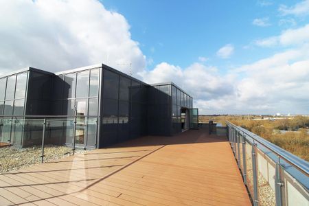 2 bedroom penthouse to rent - Photo 3