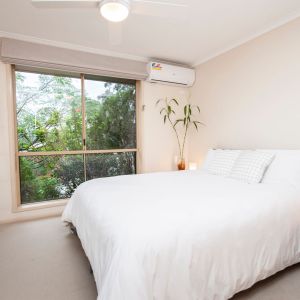 SINGLE STOREY CLOSE TO TEMPLESTOWE VILLAGE! - Photo 2