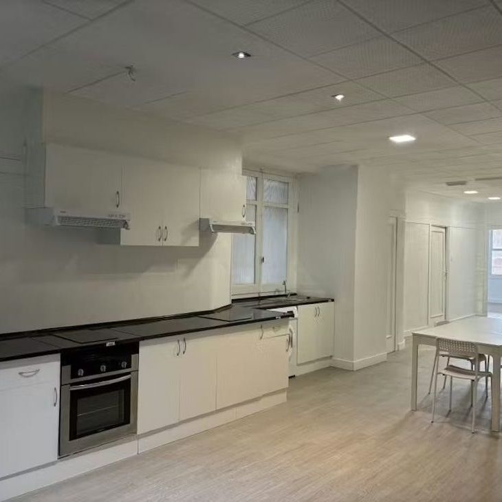 Carrer del Doctor Josep Juan Dómine, Valencia, Valencian Community 46011 - Photo 1