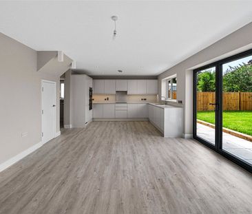 Faulkbourne Road, Witham, Essex, CM8 1LR - Photo 3