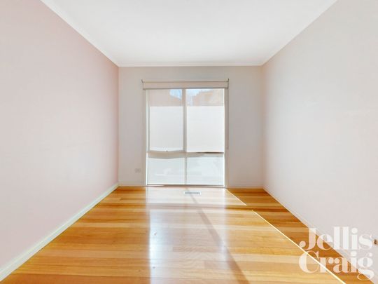 120 Grandview Road, Wheelers Hill - Photo 1