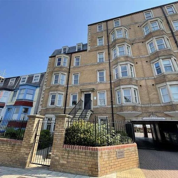 Royal Sands, North Marine Road, YO12 - Photo 1