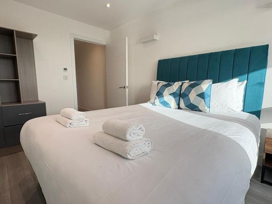 3 bedroom flat to rent - Photo 1