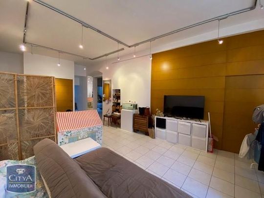 Location Appartement 3 pièces 78m² VILLENEUVE LES AVIGNON 30400 - Photo 1