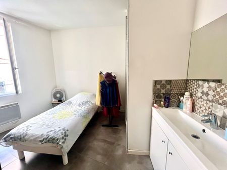 Hyères centre : bel appartement T2 alliant confort, fonctionnalité et emplacement idéal - Photo 2